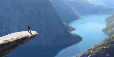 فهم وتجنب الإغلاق التلقائي في سوق الفوركس